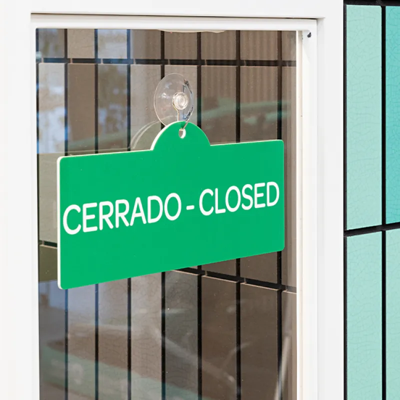Cartel Abierto y Cerrado (1)