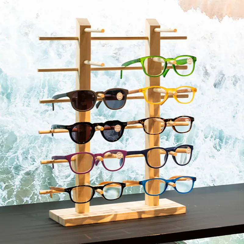 Expositor de madera para gafas (2)
